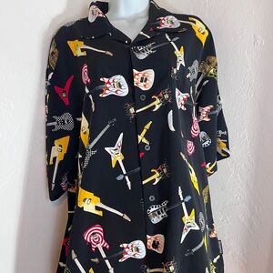Hard Rock Men's Black Guitar Print Casual Button Down Shirt